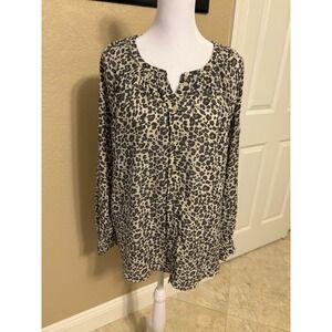 Ann Taylor Loft Women's Lightweight Weight Button Up, Cheetah Print Large